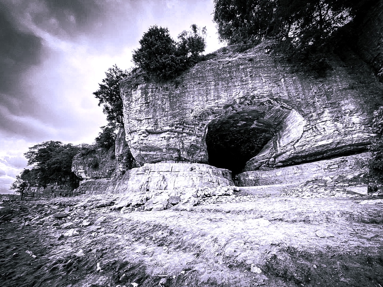 Spooky Hiking Trails Cave in Rock