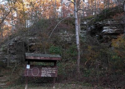 Giant City Stonefort Trail